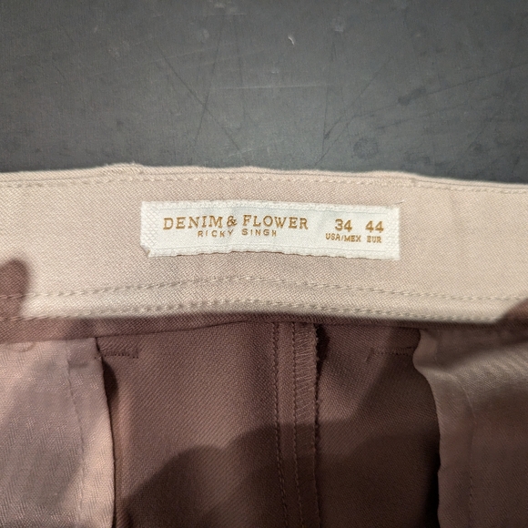 Denim and Flower Beige Pants - Picture 3 of 3